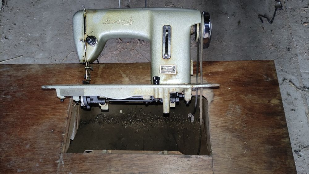 Maszyna do szycia Łucznik