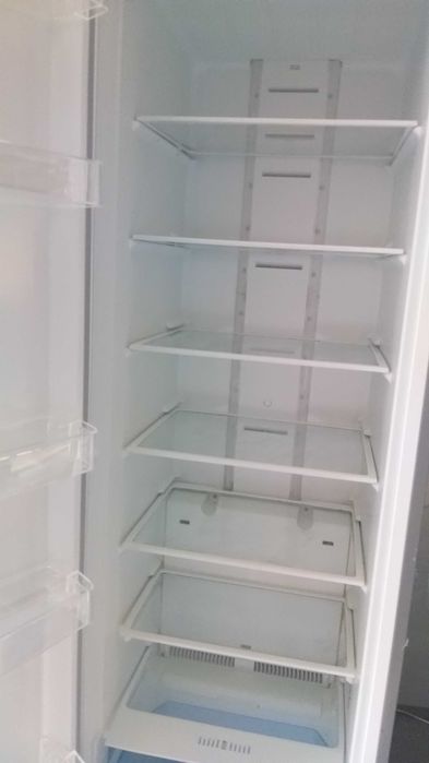 Frigorifico 1 porta Hotpoint Ariston cinzento