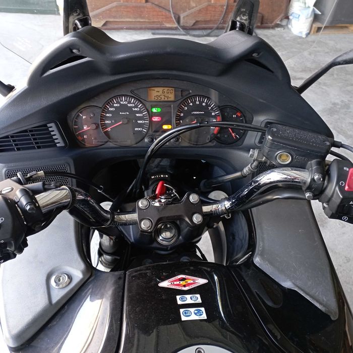 Mota Honda Deauville 700 NR de 2011