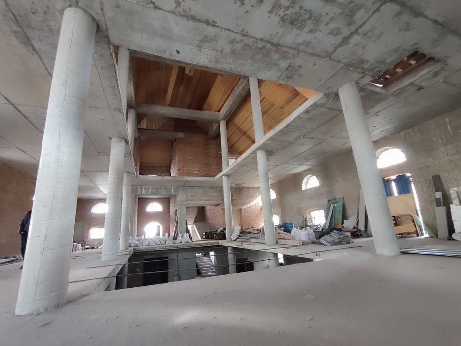 Оренда приміщення в центрі по вул. Гузара, 28 (840 м) - More