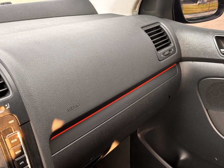 VWGolf 5 1.6 2004