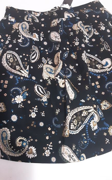 Saia nova Stradivarius 34