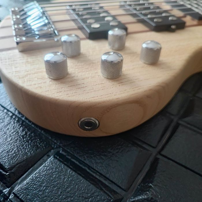 Шестиструнний бас Magna MH-6