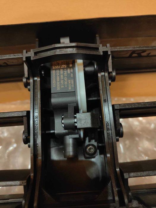 Жалюзі Porsche Macan 95B121257