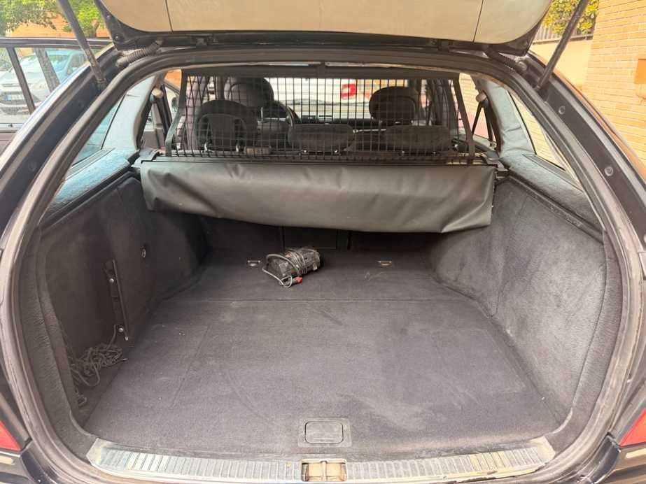 Mercedes 270cdi excelente conservação