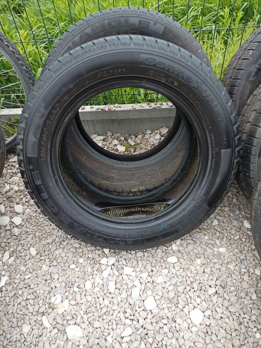 Opony do busa 215/60/16C