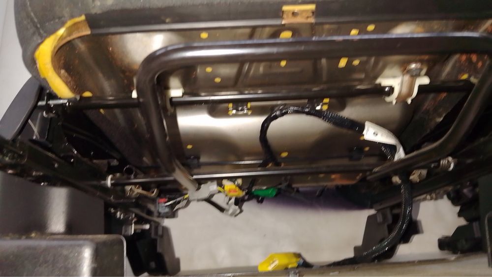 Сидіння салон сідушки Jeep Patriot Compass 2007-2017