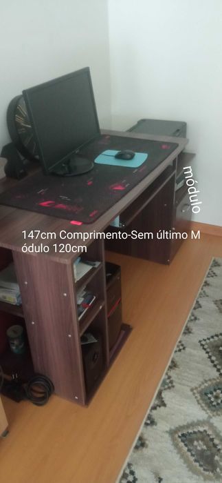 Secretária de Computador