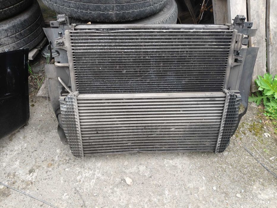 Chłodnice Komplet Voyager V 2,8 Crd  08-16r