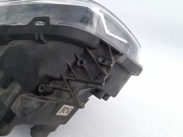 Ótica / farol esquerda PEUGEOT 508 SW