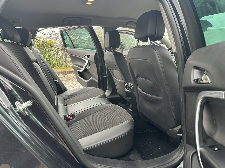 Opel Insignia , 2000diesel ,130cv, nacional 2012