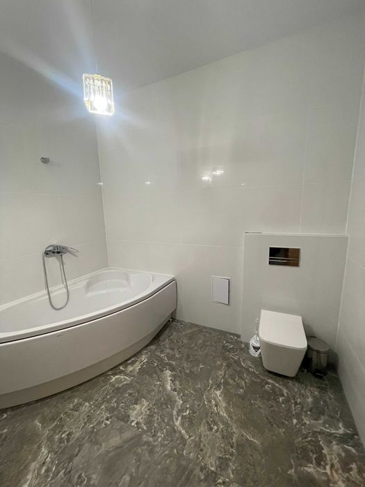 Аквапарк,,Карпатія,,200м, затишні апартаменти  в парковій зоні.центр