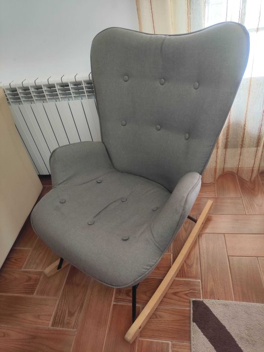 Vende-se Cadeira de Baloiço