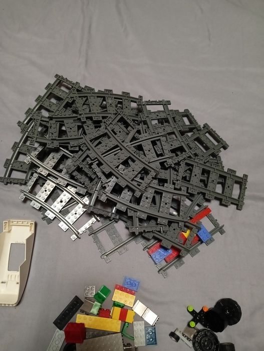LEGO City поезд (7897).