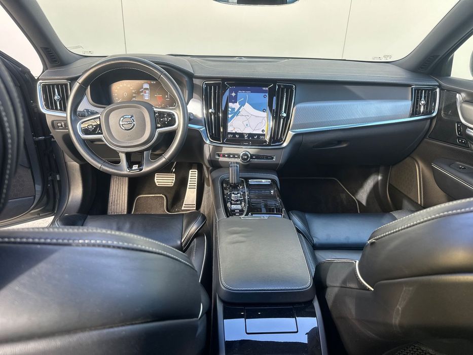 Volvo V90 2.0 T8 PHEV R-Design Expression AWD