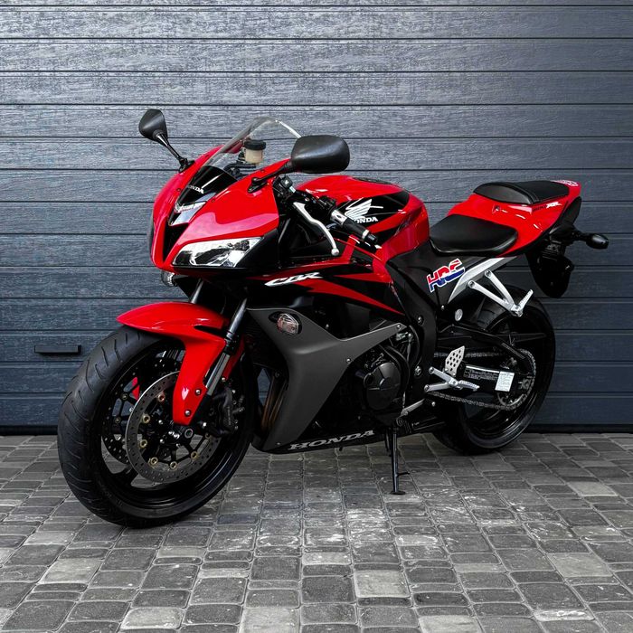Продам мотоцикл Honda CBR600RR (4748)