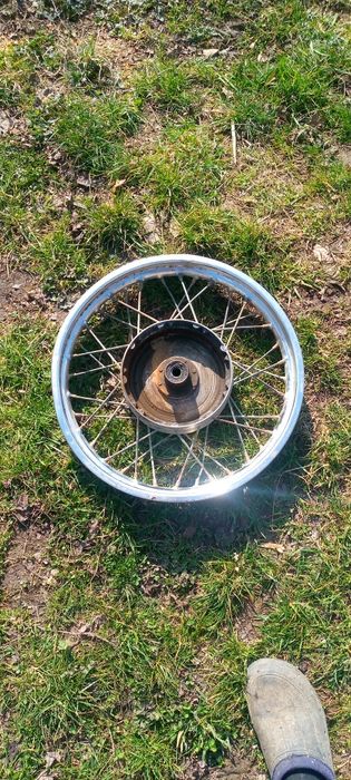 Продам колисо іж