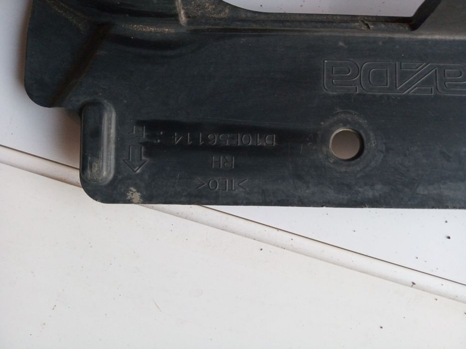 Брызговики Мазда сх3