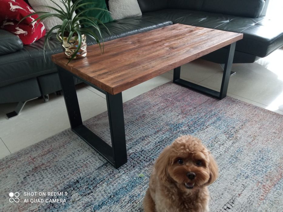 Ława drewniana w stylu industrialnym