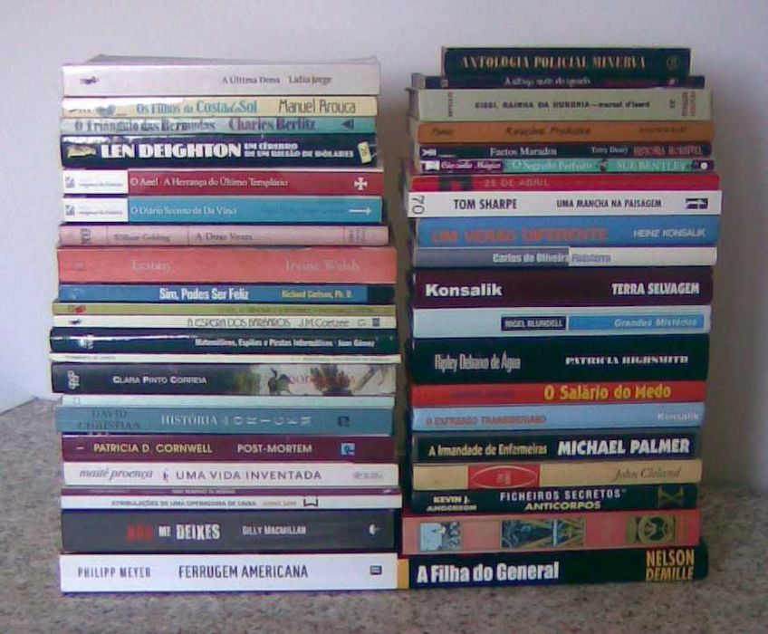 Livros - Promoção - Leve 2, pague 1