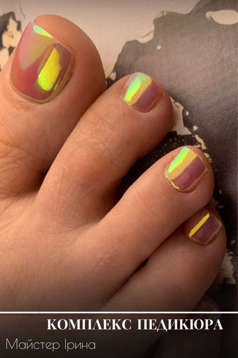 Наращивание, корекция ,педикюр.