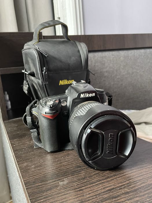 Nikon d90 в гарному стані