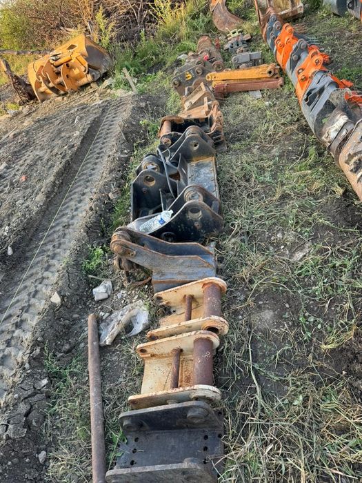 Ковші до екскаваторів