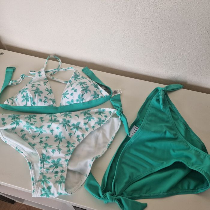 Dois conjuntos de biquinis com 3 peças cada n.°38 novos