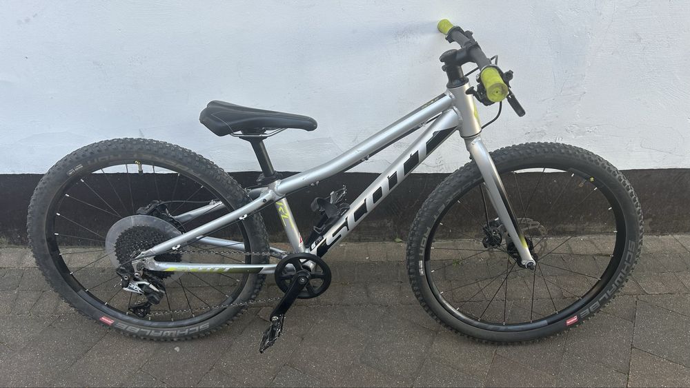 Markowy rower górski wyścigowy Scott Scale JR RC 400 24 rigid dla dziecka MTB lekki