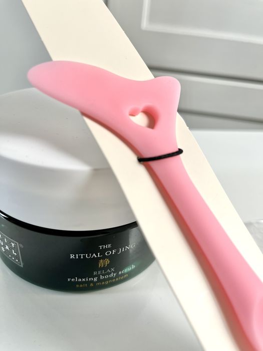 Cat Eye Eyeliner64550622334338121