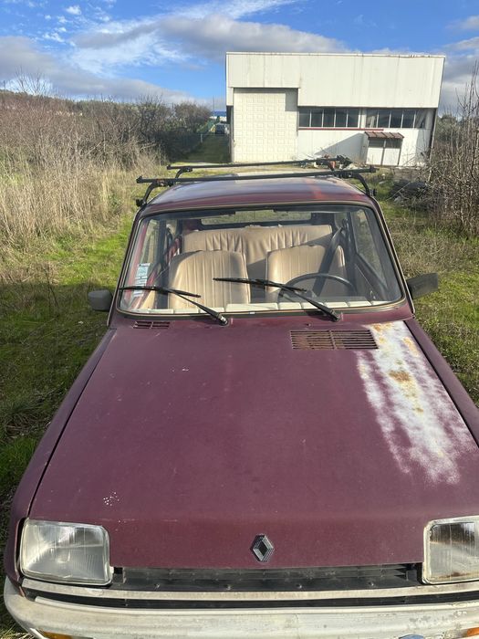 Renault 5 TL carro dia a dia