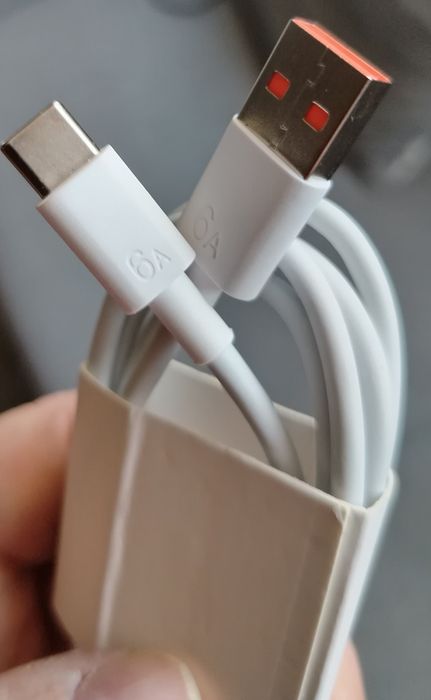 Ładowarka Huawei (Honor) 66W + kabel  - 1, 5m 10A  Czytaj opis.