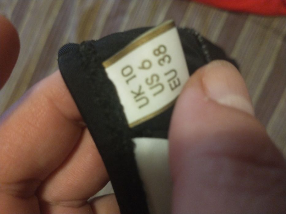 Купальники жіночі