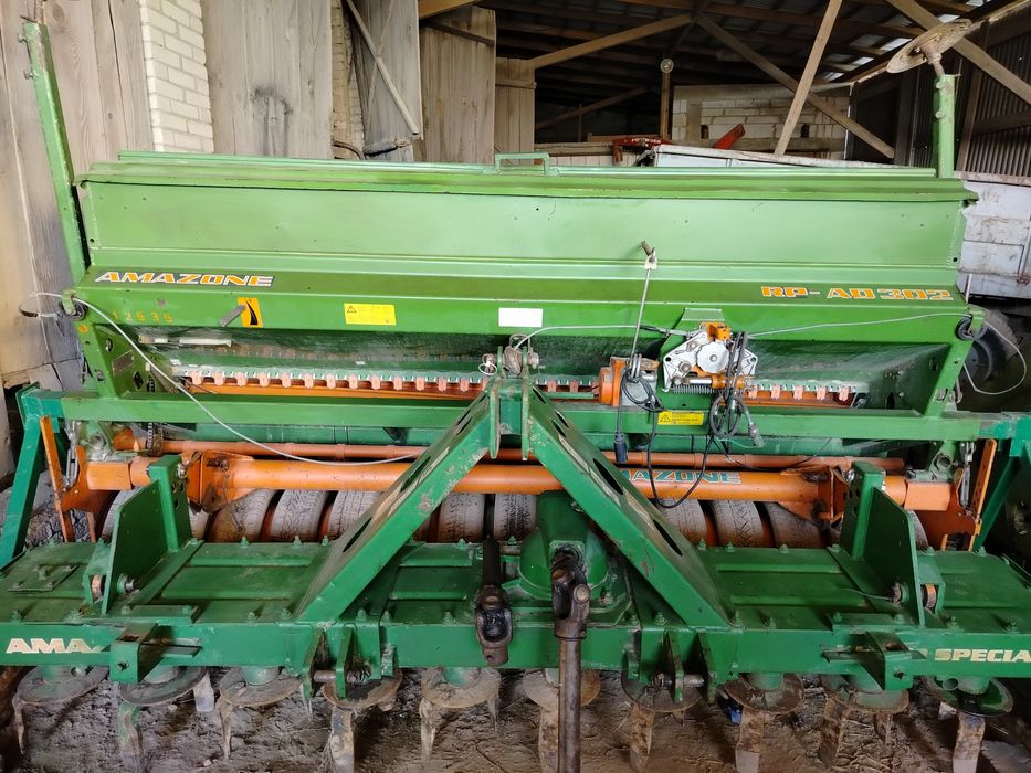Agregat Uprawowo Siewny Amazone Ad302  Brona aktywna
