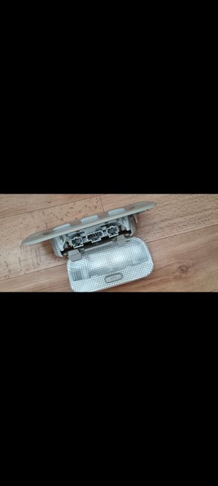 Фонарь салона Пежо Ситроен.