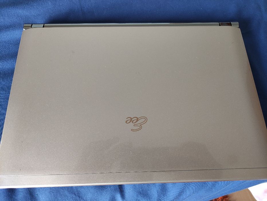 Portátil Asus EEE PC 1004DN64409427086083121