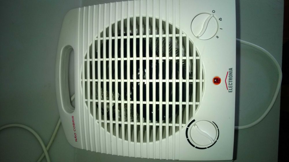 ELECTRONIA Electric Heater Fan64284554079746120
