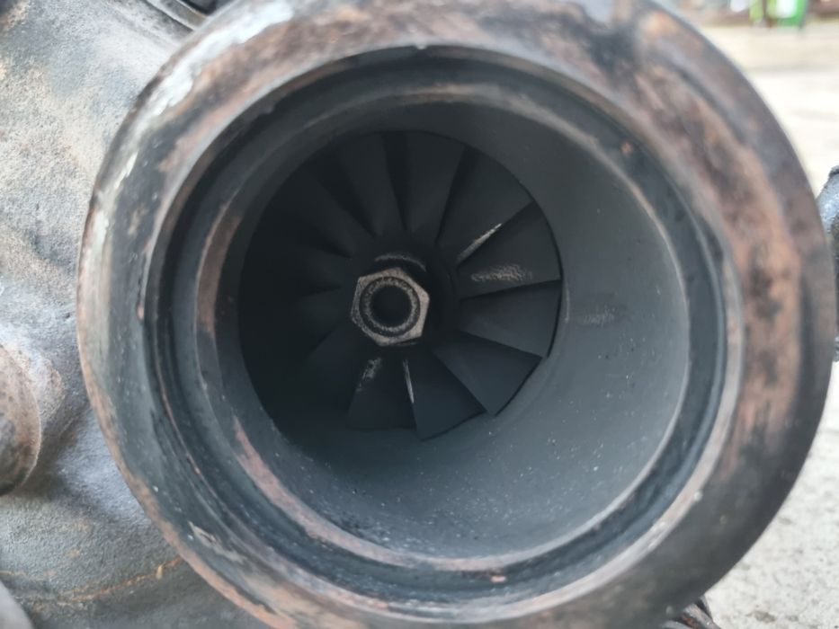 BMW e60 e61 turbiny turbina kolektor wydechowy komplet 535d 272KM
