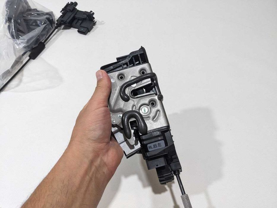 Mercedes GLC GLE GLS GL ML CLS E 213 S222/223 Доводчики дверей дотяжки