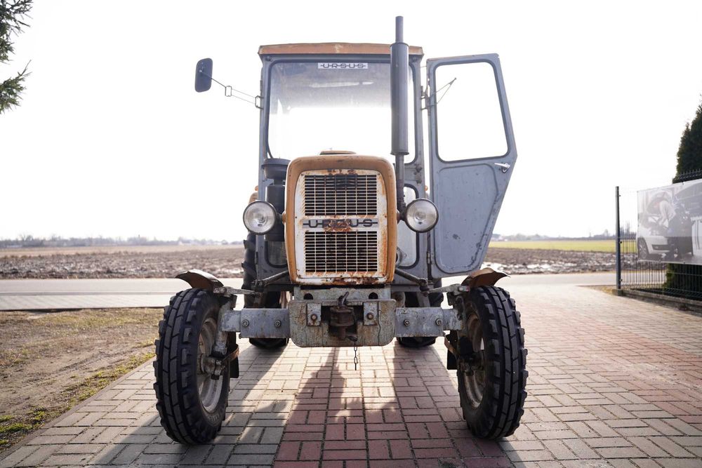 Ciągnik Ursus C330