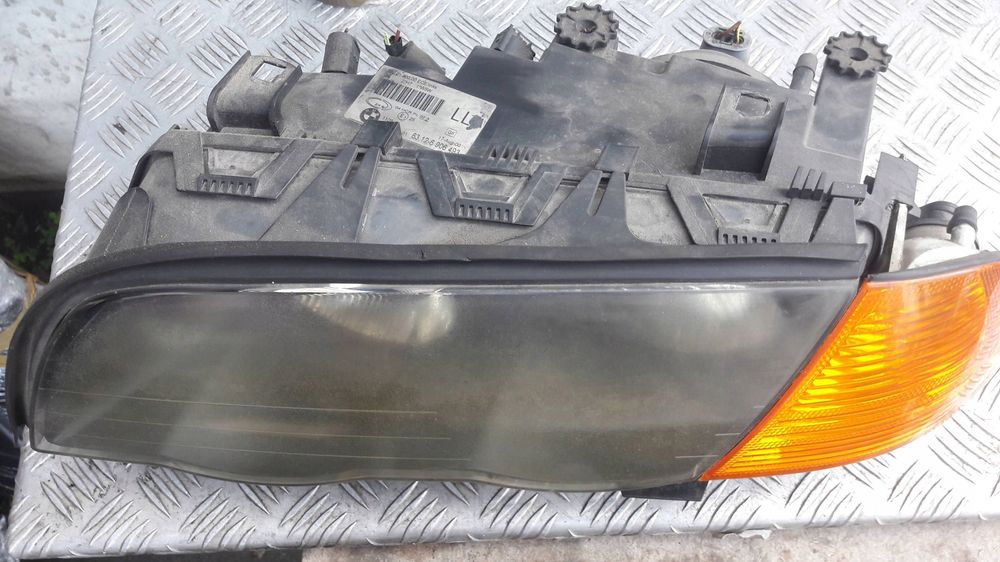 Lampa Lewa Przód Kierunek Bmw 3 E46 6906493