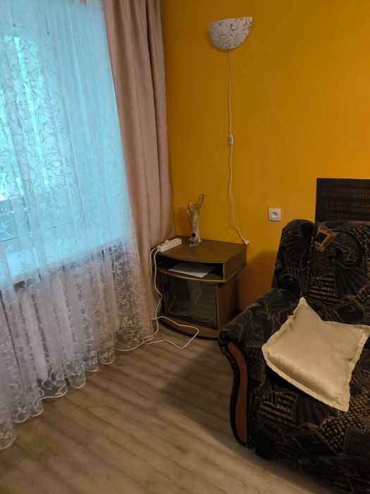 Здам 2 -кімнатну кв, м. Дніпро, площа Новокодацька. Від господаря.