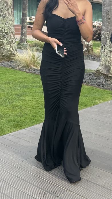 Vestido PrettyLittleThings, cerimónia. Vestido Sereia. Maxi dress