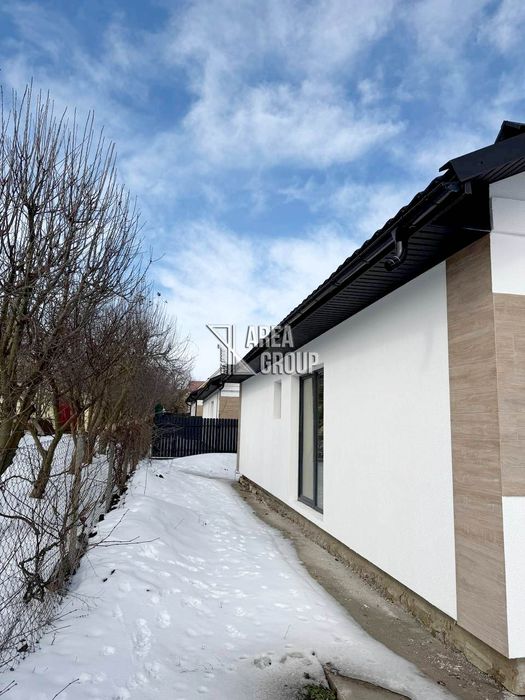 Новий будинок в класній локації готовий до початку ремонту