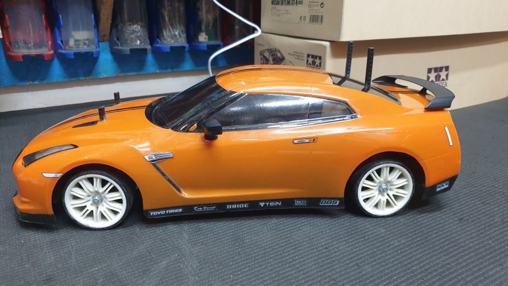 Tamiya Nissan GT-R R35 karoseria buda 1/10 led rc