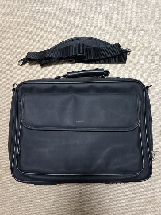 Сумка для ноутбука Sumdex NON-832BK 15,6"