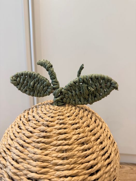 Escada Toalheiro Metal Verde + Cesto em Natural Quarto de Criança