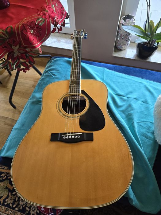 Gitara Yamaha FG 250 D