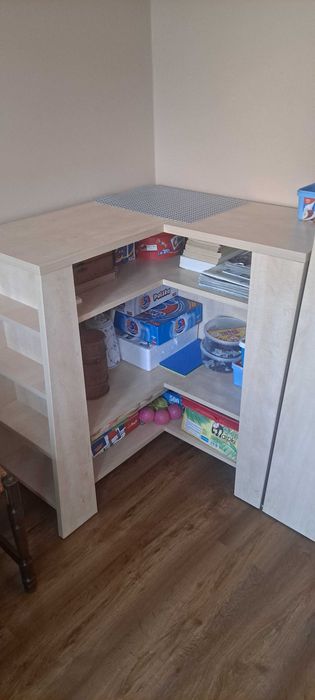 Zestaw mebli dziecięcych