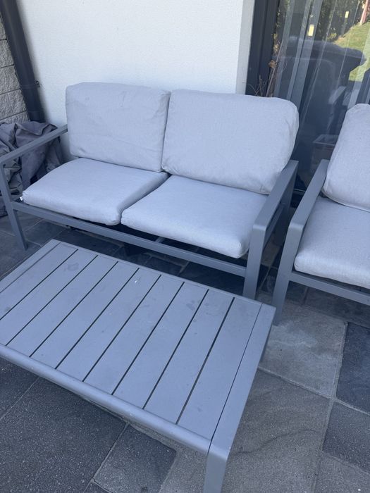 Zestaw wypoczynkowy na taras balkon